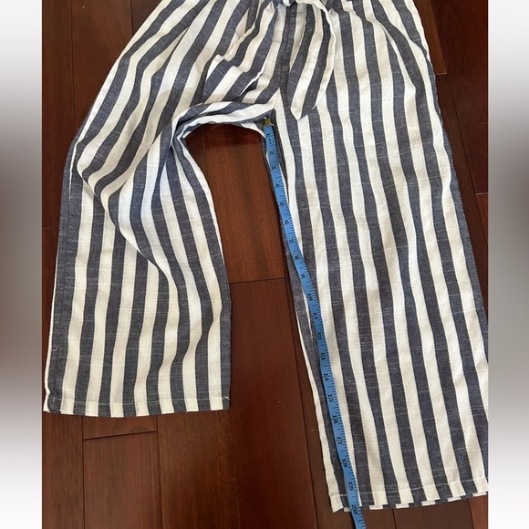 SHEIN Girls Goucho Pants Sz 10 Blue & White Stripe Wide Leg Crop Belted - Picture 3 of 9